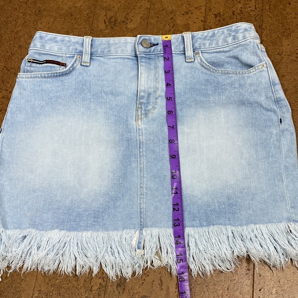 Tommy Hilfiger jeans skirt - Picture 15 of 15